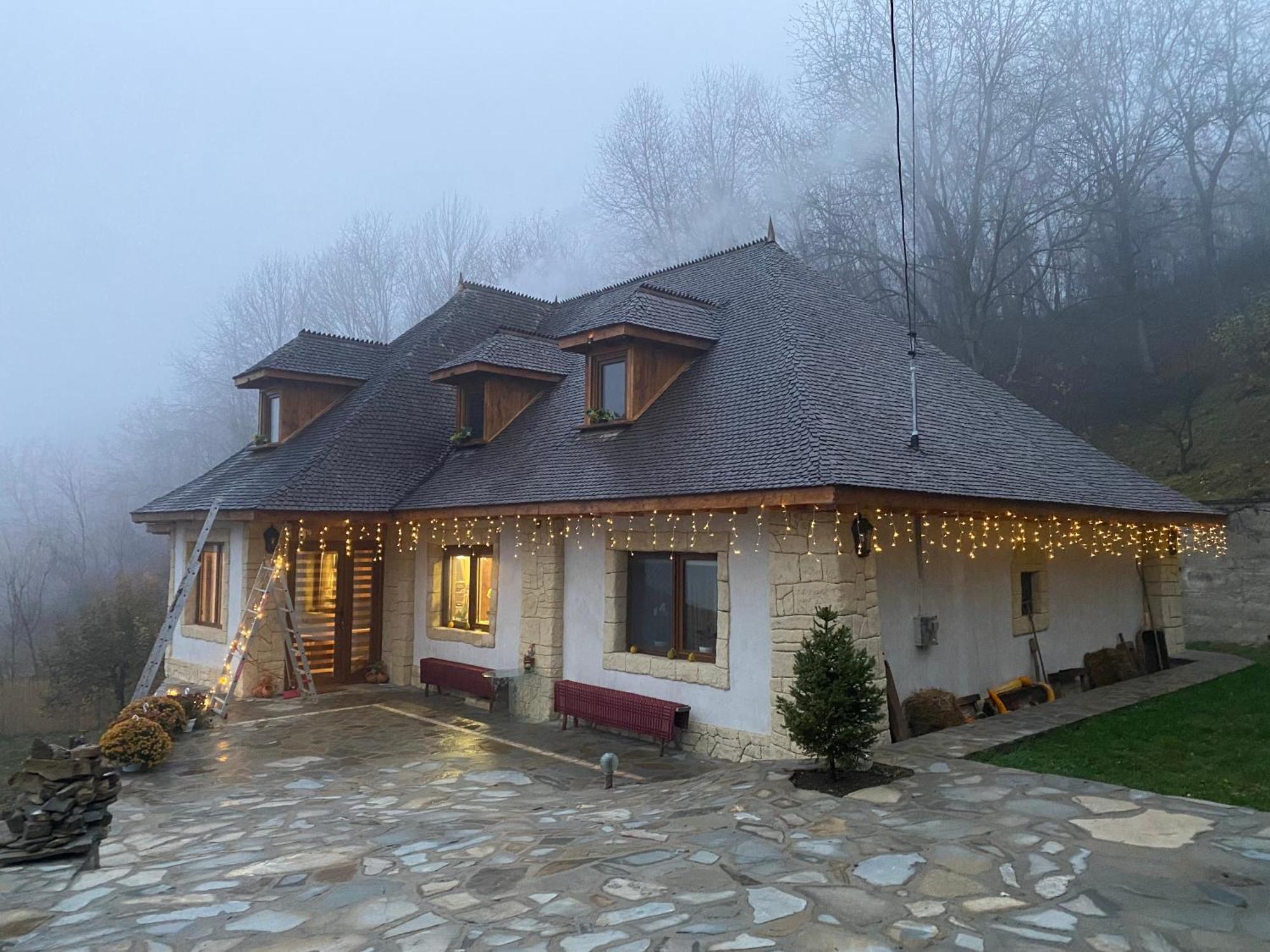 Casa Cu Sindrila Villa Vălenii de Munte Dış mekan fotoğraf